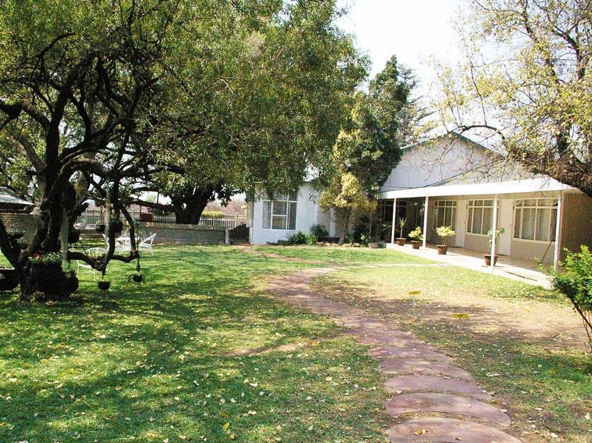 Black Swan Guest House Boshoek Exterior foto