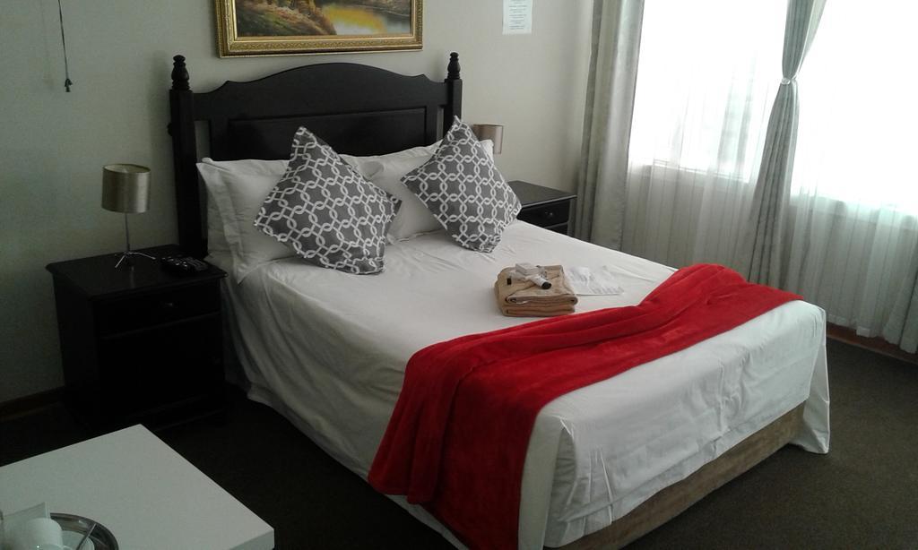 Black Swan Guest House Boshoek Exterior foto